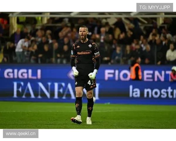 佛罗伦萨对萨索洛首发：德赫亚多多亮相